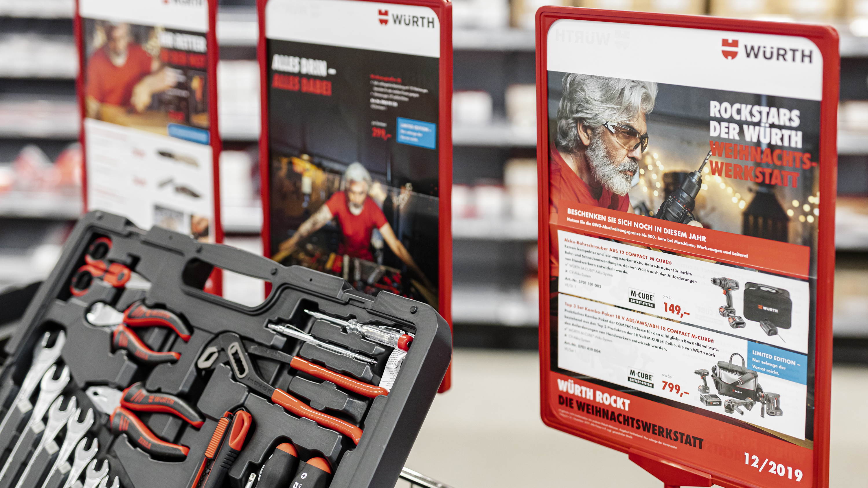 Würth rockt die Weihnachtswerkstatt POS Würth rockt die Weihnachtswerkstatt POS